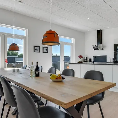 Дом отдыха Stunning In With Sauna *