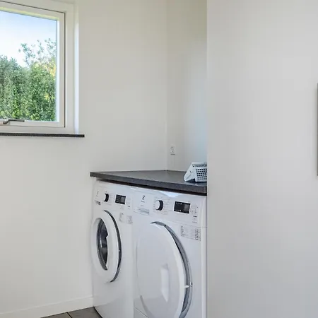 Дом отдыха Stunning In With Sauna