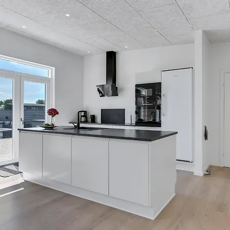 Stunning In With Sauna Хадерслев